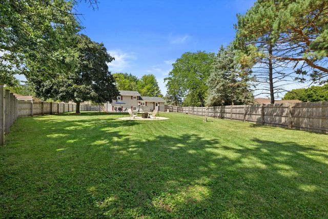 1129 Bluebird LANE, Union Grove, WI 53182