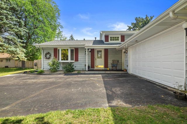 1129 Bluebird LANE, Union Grove, WI 53182