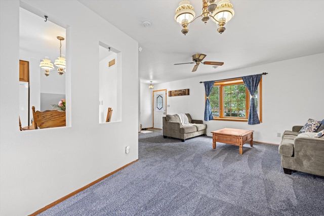 1129 Bluebird LANE, Union Grove, WI 53182