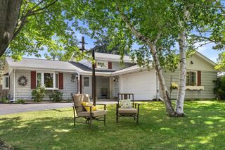 1129 Bluebird LANE, Union Grove, WI 53182
