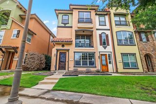 627 Senda 58, Irving, TX 75039