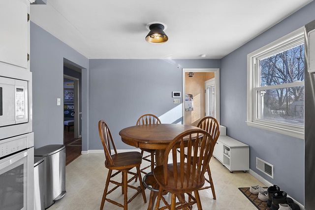 3623 BERNICE STREET, Green Bay, WI 54301