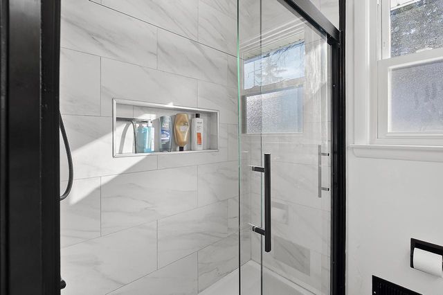 3623 BERNICE STREET, Green Bay, WI 54301