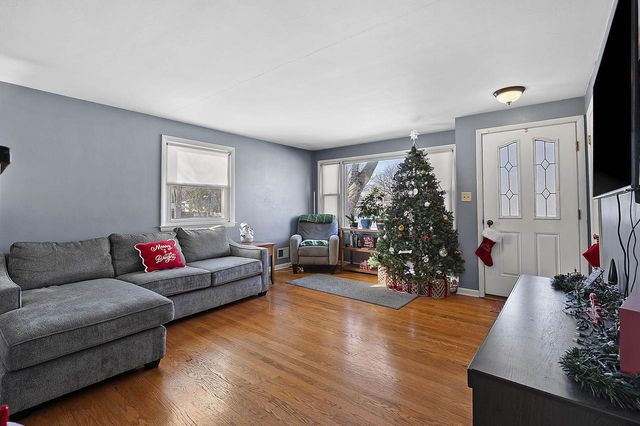 3623 BERNICE STREET, Green Bay, WI 54301