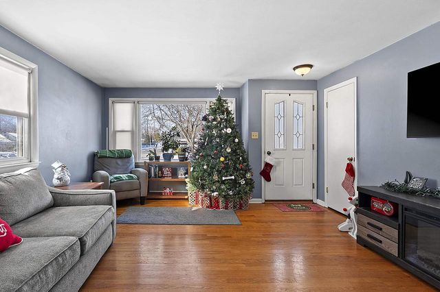 3623 BERNICE STREET, Green Bay, WI 54301