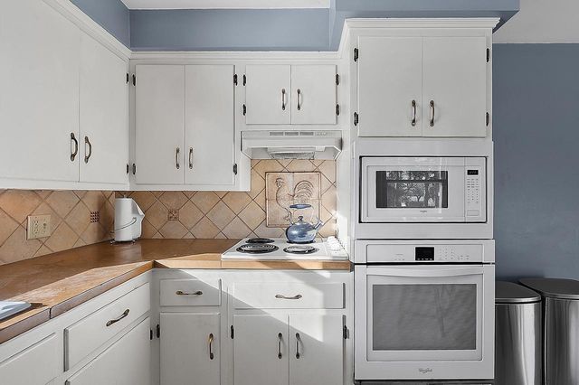 3623 BERNICE STREET, Green Bay, WI 54301