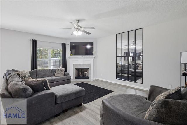 183 Sapwood Way, Hinesville, GA 31313