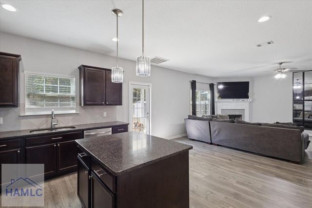 183 Sapwood Way, Hinesville, GA 31313