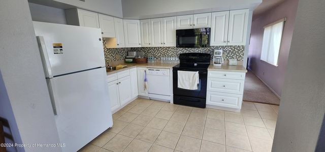 2402 Ecuadorian Way 22, Clearwater, FL 33763