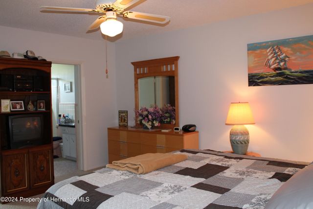 2402 Ecuadorian Way 22, Clearwater, FL 33763