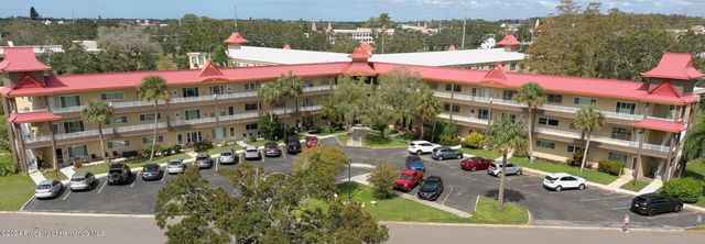 2402 Ecuadorian Way 22, Clearwater, FL 33763