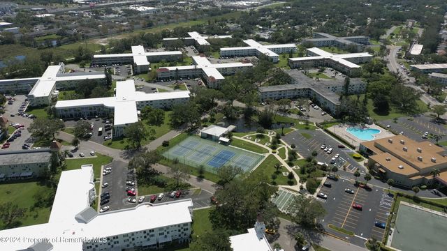 2402 Ecuadorian Way 22, Clearwater, FL 33763