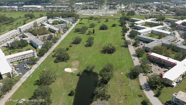 2402 Ecuadorian Way 22, Clearwater, FL 33763