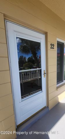 2402 Ecuadorian Way 22, Clearwater, FL 33763