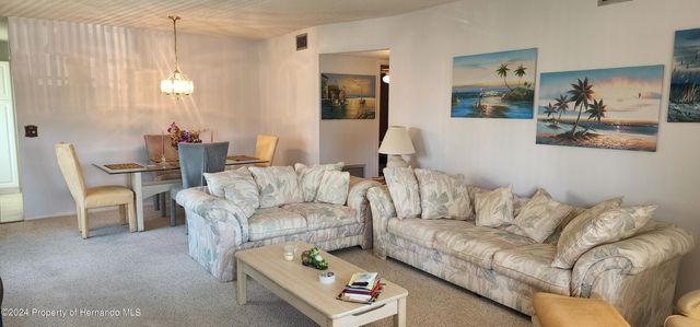 2402 Ecuadorian Way 22, Clearwater, FL 33763