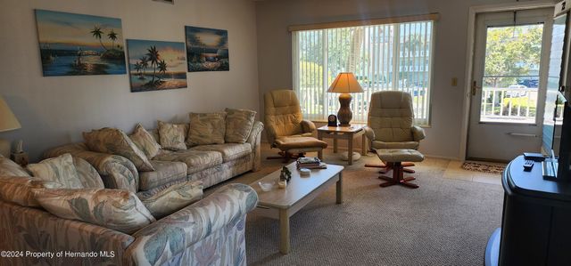 2402 Ecuadorian Way 22, Clearwater, FL 33763