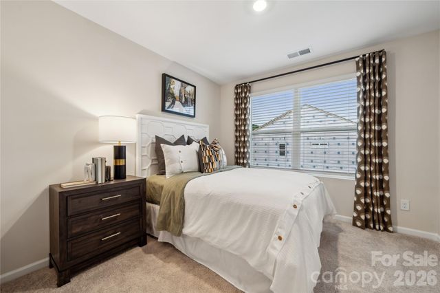 6514 Harlech Street, Charlotte, NC 28269