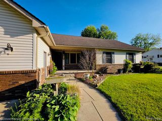 412 Rosette Street, Holly, MI 48442