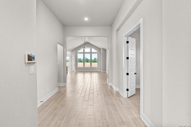 9322 Luke Path, San Antonio, TX 78254