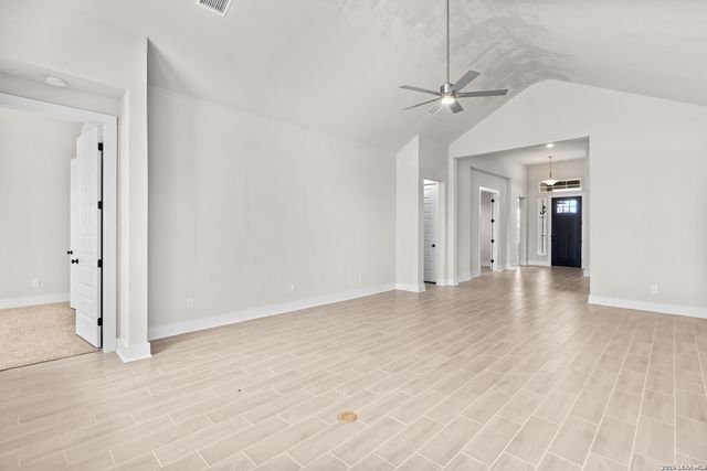 9322 Luke Path, San Antonio, TX 78254