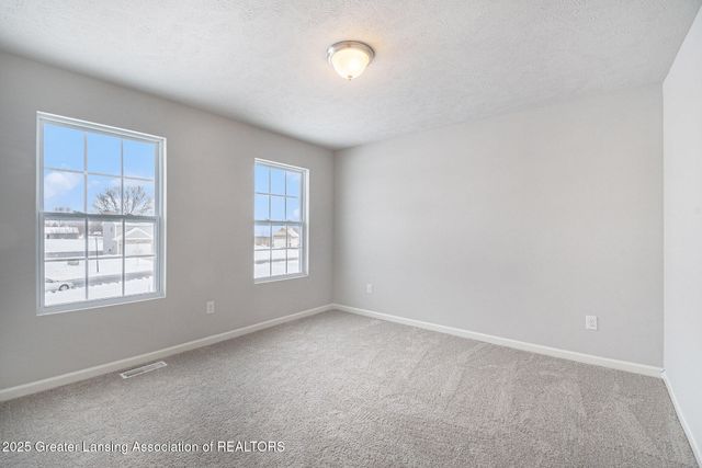 1030 Woodridge Drive, St. Johns, MI 48879