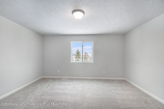 1030 Woodridge Drive, St. Johns, MI 48879