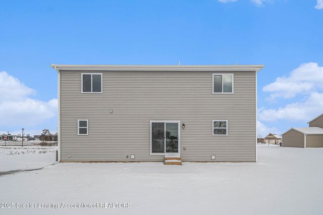 1030 Woodridge Drive, St. Johns, MI 48879