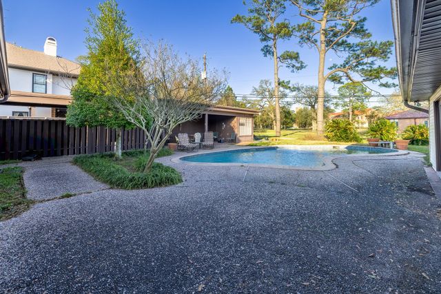 506 Timber Terrace Road, Houston, TX 77024