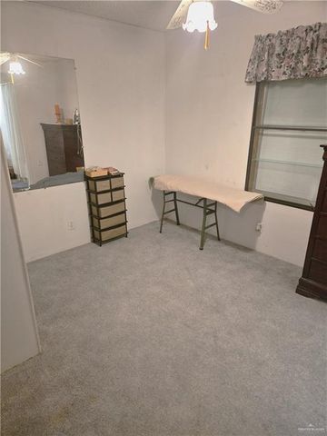 800 N Hibiscus Lane 11, La Feria, TX 78559