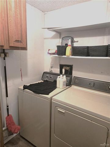 800 N Hibiscus Lane 11, La Feria, TX 78559