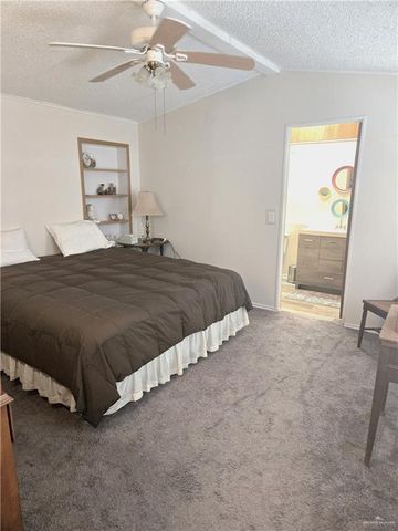 800 N Hibiscus Lane 11, La Feria, TX 78559