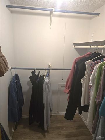 800 N Hibiscus Lane 11, La Feria, TX 78559