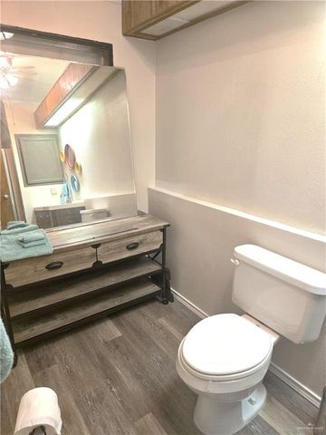 800 N Hibiscus Lane 11, La Feria, TX 78559