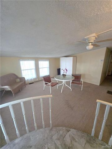 800 N Hibiscus Lane 11, La Feria, TX 78559