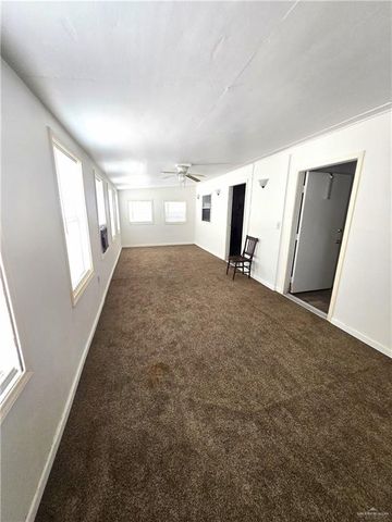 800 N Hibiscus Lane 11, La Feria, TX 78559