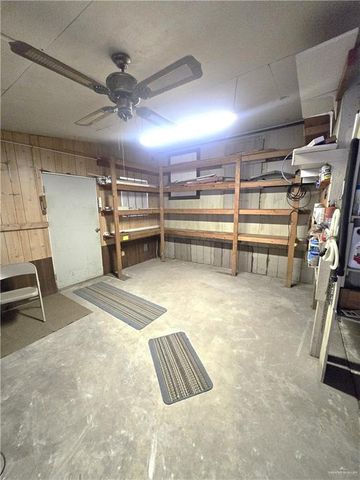 800 N Hibiscus Lane 11, La Feria, TX 78559