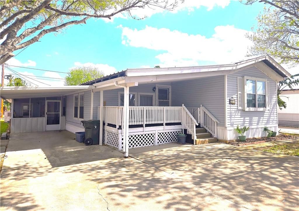 800 N Hibiscus Lane 11, La Feria, TX 78559