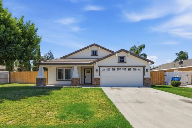 3709 Harris Road, Bakersfield, CA 93313
