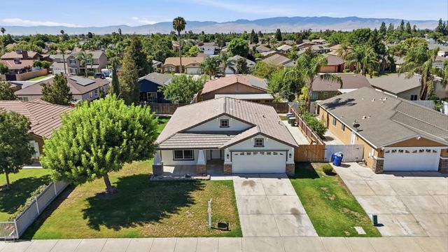 3709 Harris Road, Bakersfield, CA 93313