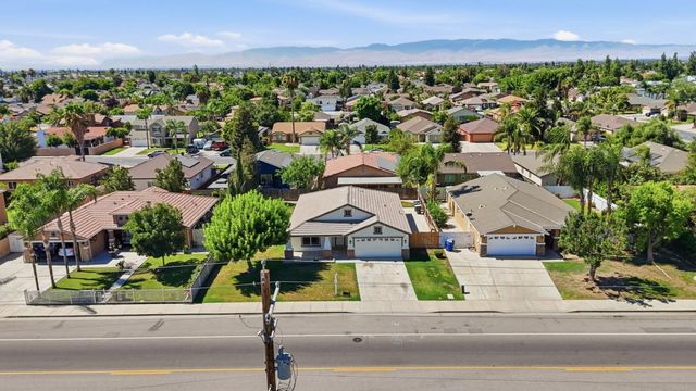 3709 Harris Road, Bakersfield, CA 93313