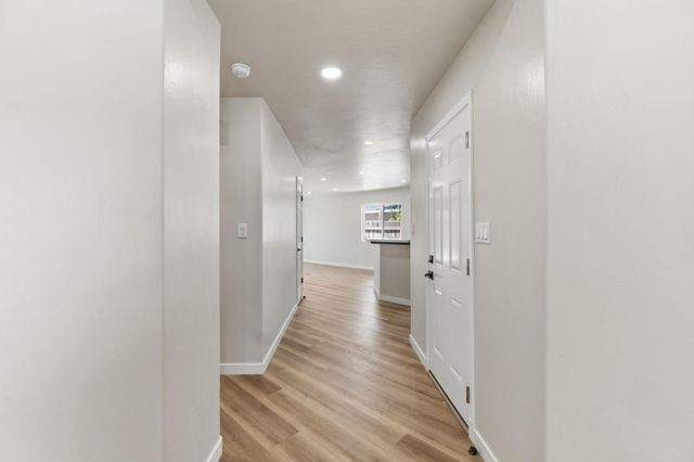 3709 Harris Road, Bakersfield, CA 93313