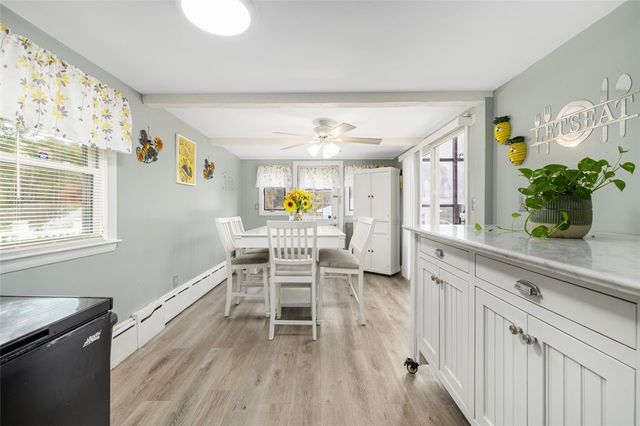 1034 Stafford Road, Tiverton, RI 02878