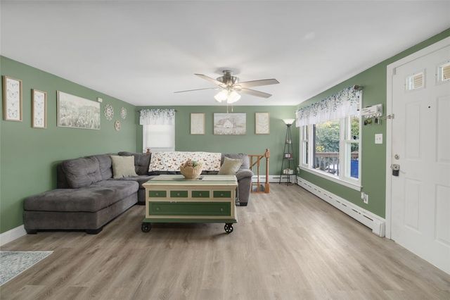 1034 Stafford Road, Tiverton, RI 02878