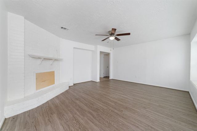 23802 Verngate Drive, Spring, TX 77373
