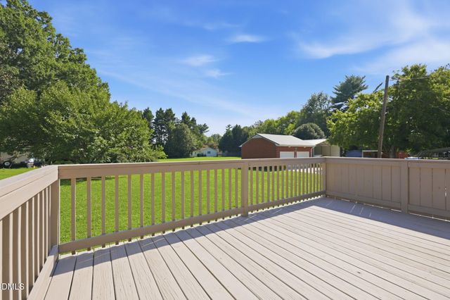 909 Highview Street, Haw River, NC 27258