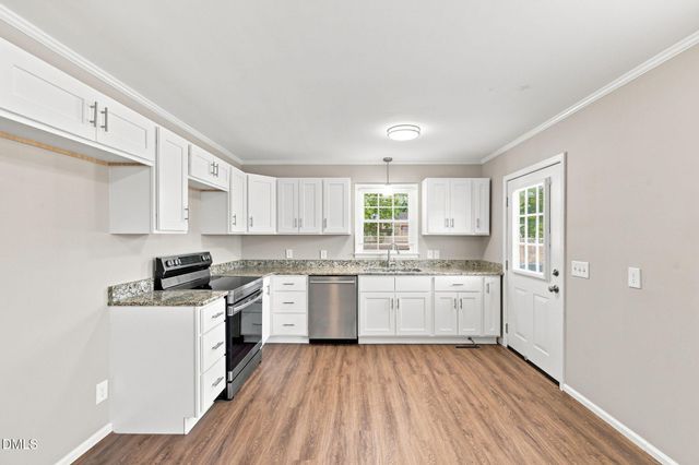 909 Highview Street, Haw River, NC 27258