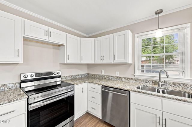 909 Highview Street, Haw River, NC 27258