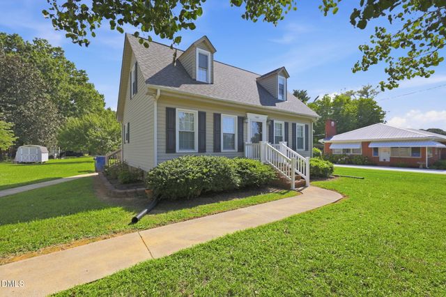 909 Highview Street, Haw River, NC 27258