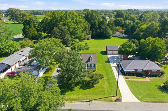 909 Highview Street, Haw River, NC 27258