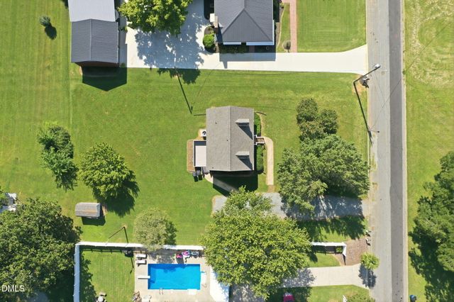 909 Highview Street, Haw River, NC 27258